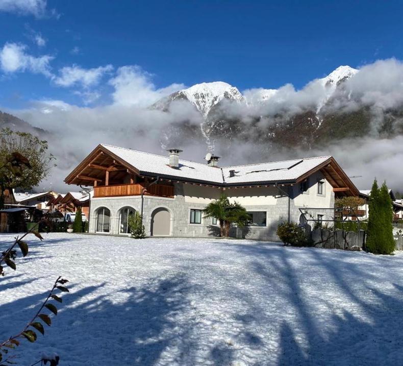B&B Casa Il Sasso Pinzolo Kültér fotó